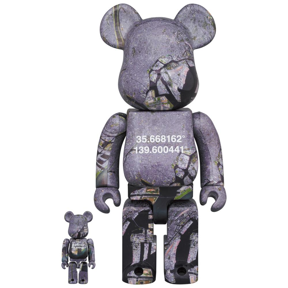  BE@RBRICK Benjamin Grant TOKYO 100% & 400% collectible figure featuring an aerial view of Tokyo cityscape.