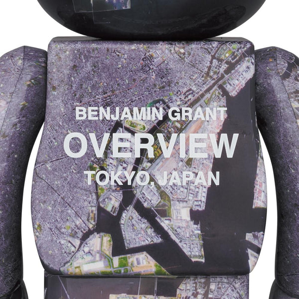  BE@RBRICK Benjamin Grant TOKYO 100% & 400% collectible figure featuring an aerial view of Tokyo cityscape.