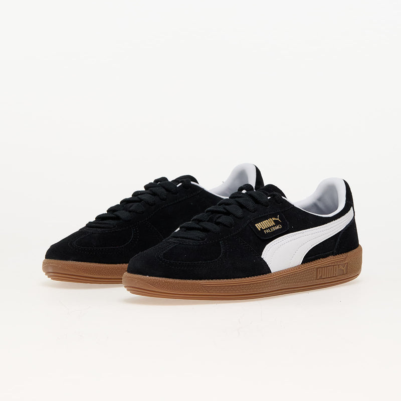 Retro Palermo sneakers featuring a suede upper, leather Formstrip, foil-printed PUMA branding, signature tag, T-toe construction, and classic gum sole.