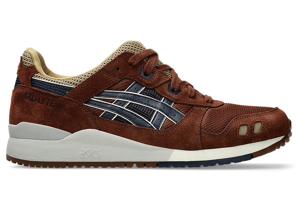 GEL-LYTE III OG sneaker featuring suede panels, micro-perforations on the underlays, quilted terry cloth sockliner, and GEL technology in the heel for cushioning.


