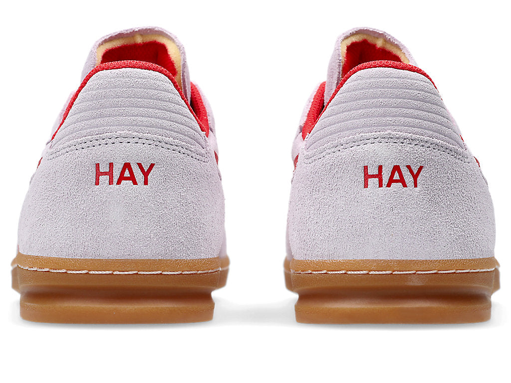 HAY SKYHAND™ OG sneaker with suede and leather upper, pastel tones, gum soles, and FLYTEFOAM™ PROPEL cushioning for modern comfort and retro style.