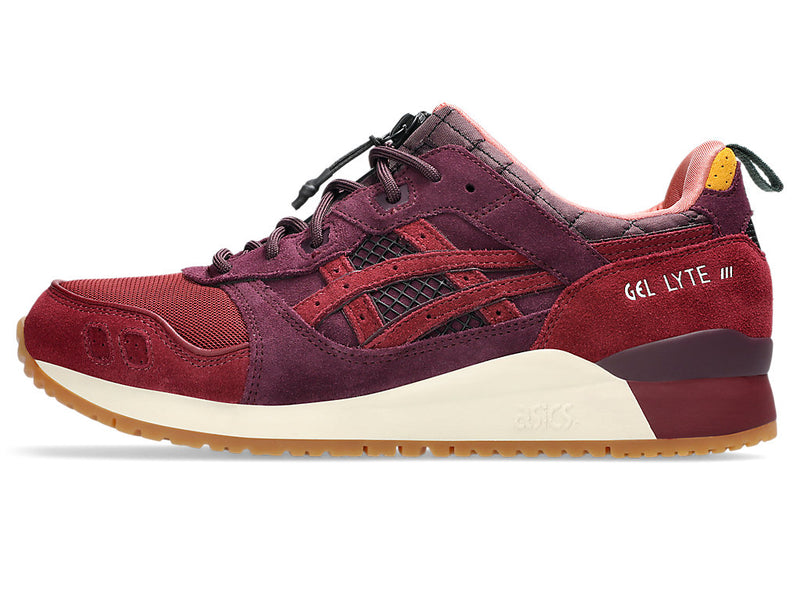 GEL-LYTE™ III OG sneaker with 1990s design, split-tongue feature, and Y2K-inspired silver accents.


