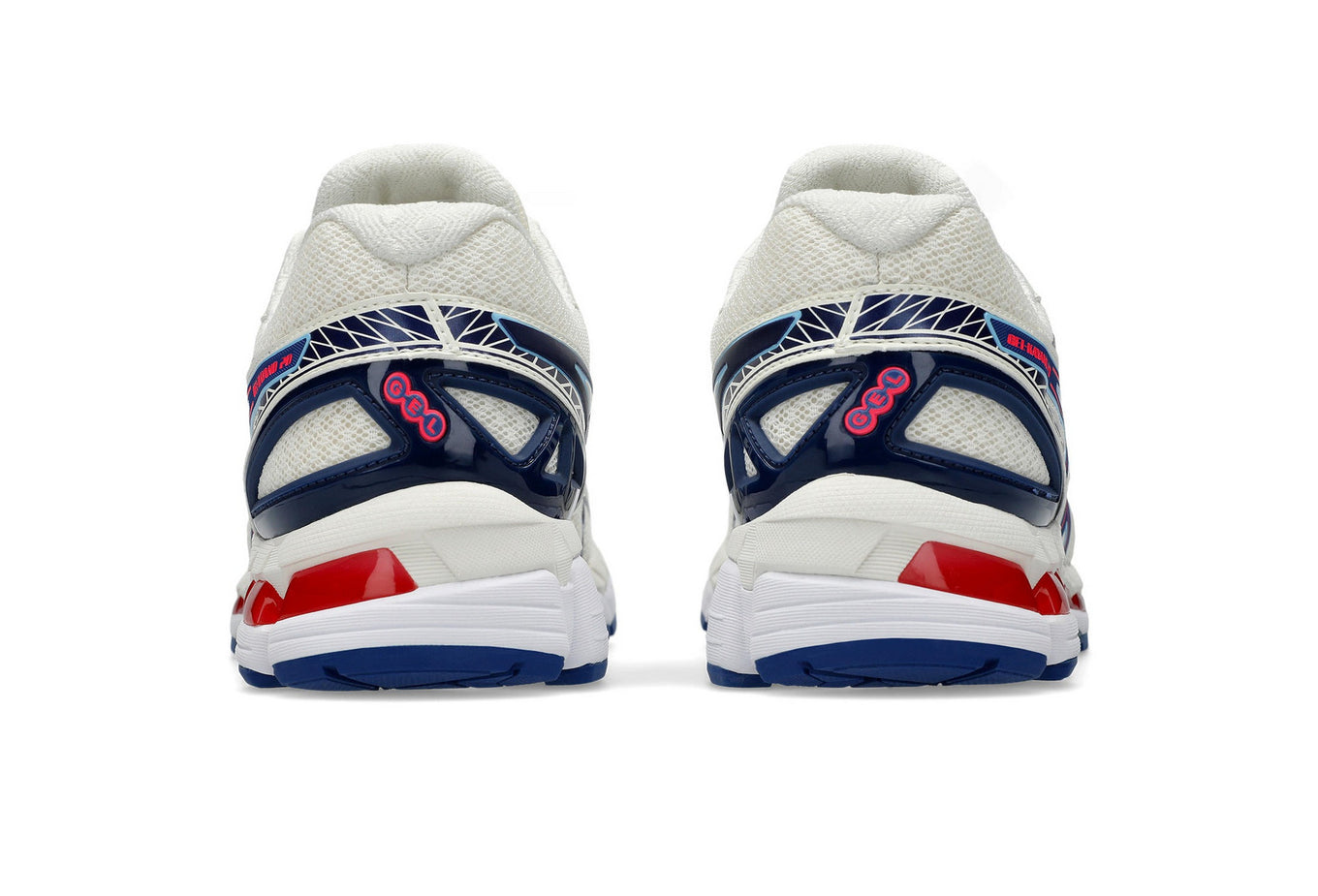 GEL-KAYANO 20 sneaker with FLUIDFIT cage, dual GEL technology, and GUIDANCE TRUSSTIC system, offering enhanced comfort and support.