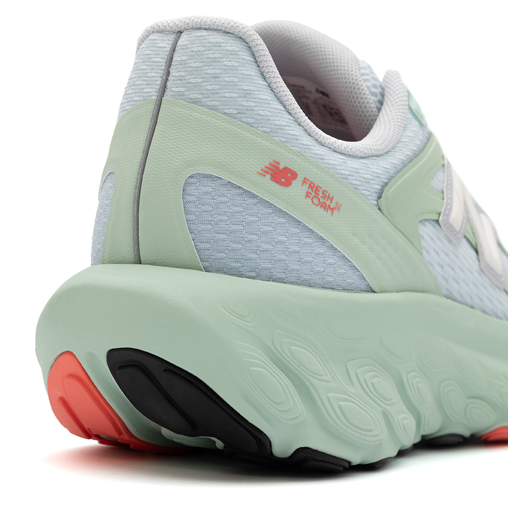 New Balance lifestyle shoes with a breathable mesh upper, Fresh Foam X cushioning, and a durable outsole for optimal comfort and stability.