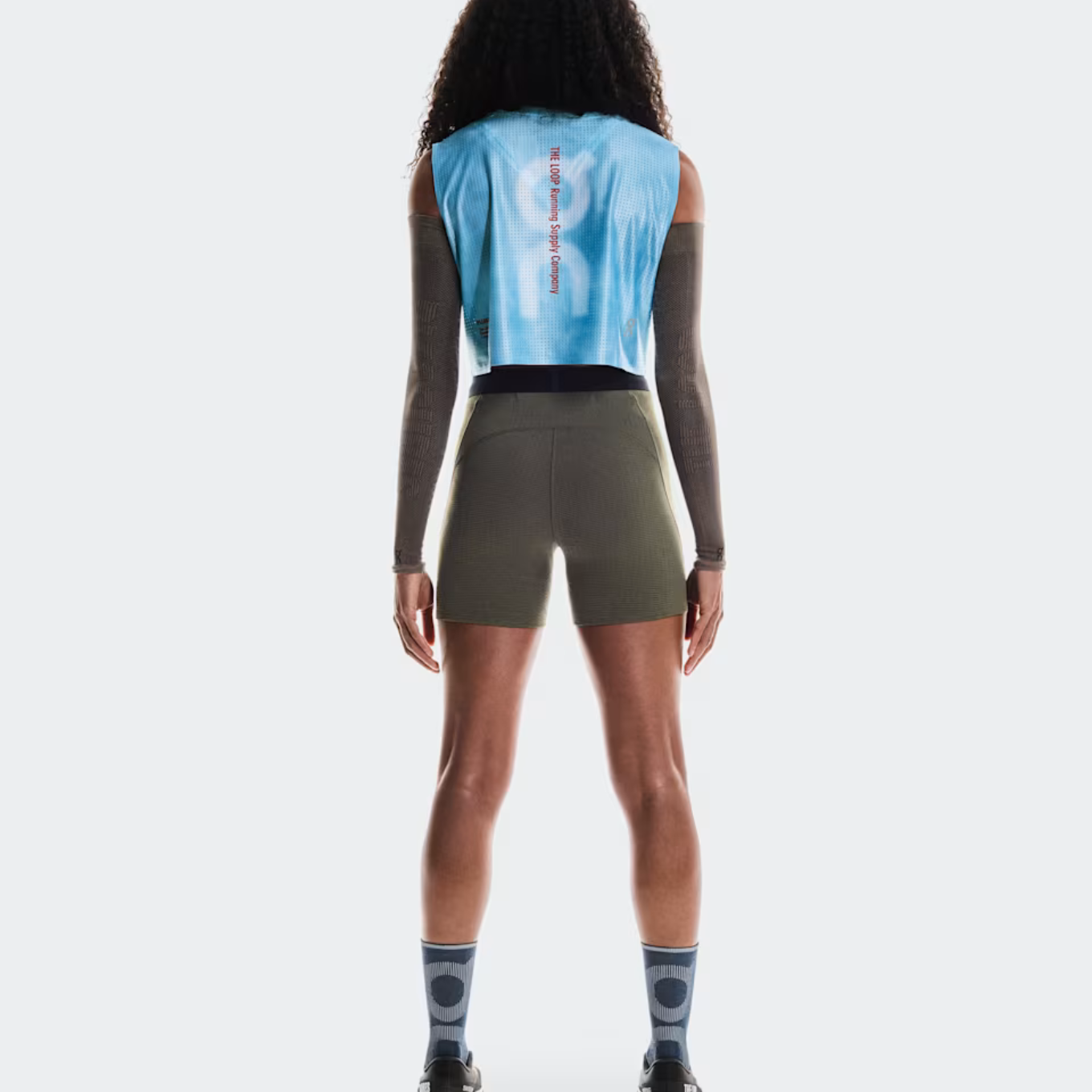 ON X PLEASURES X THE LOOP TANK W