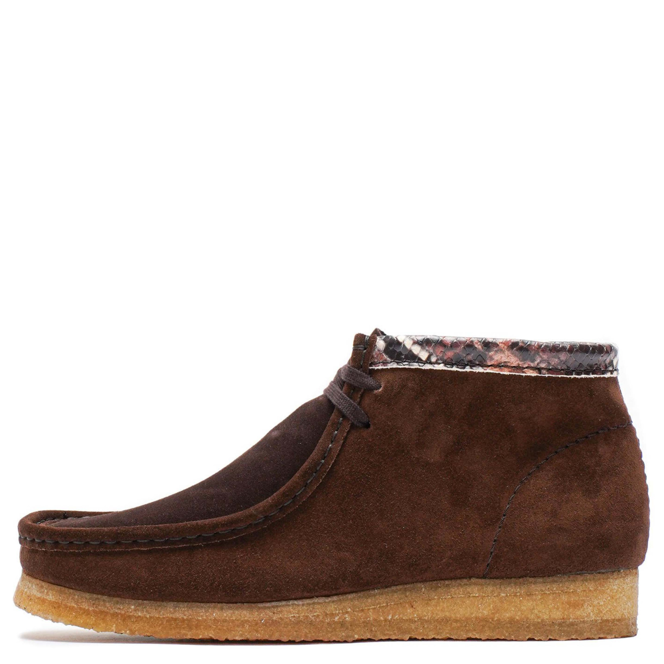 CLARKS WALLABEE BOOT