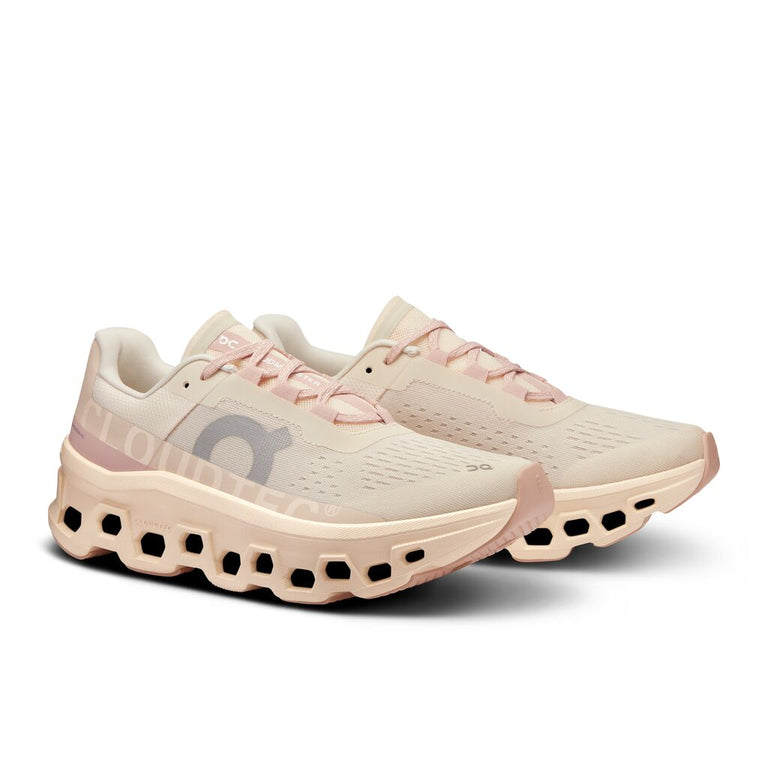 Max-cushioned running shoes with high bounce and energy return, designed for a smooth, forward-rolling ride