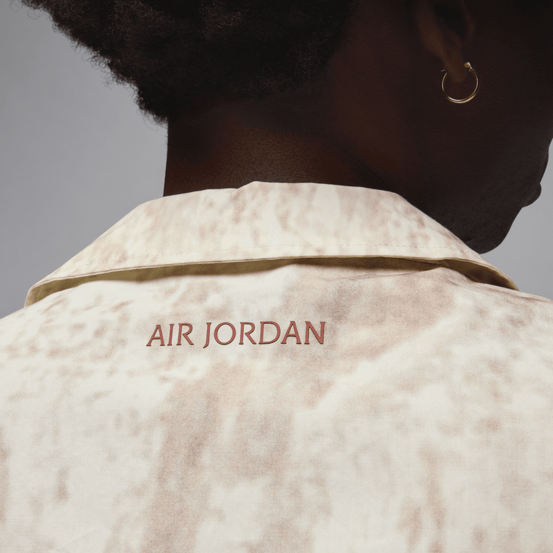 Air Jordan button-down shirt with all-over playground graphic inspired by Michael Jordanâ€™s iconic legacy