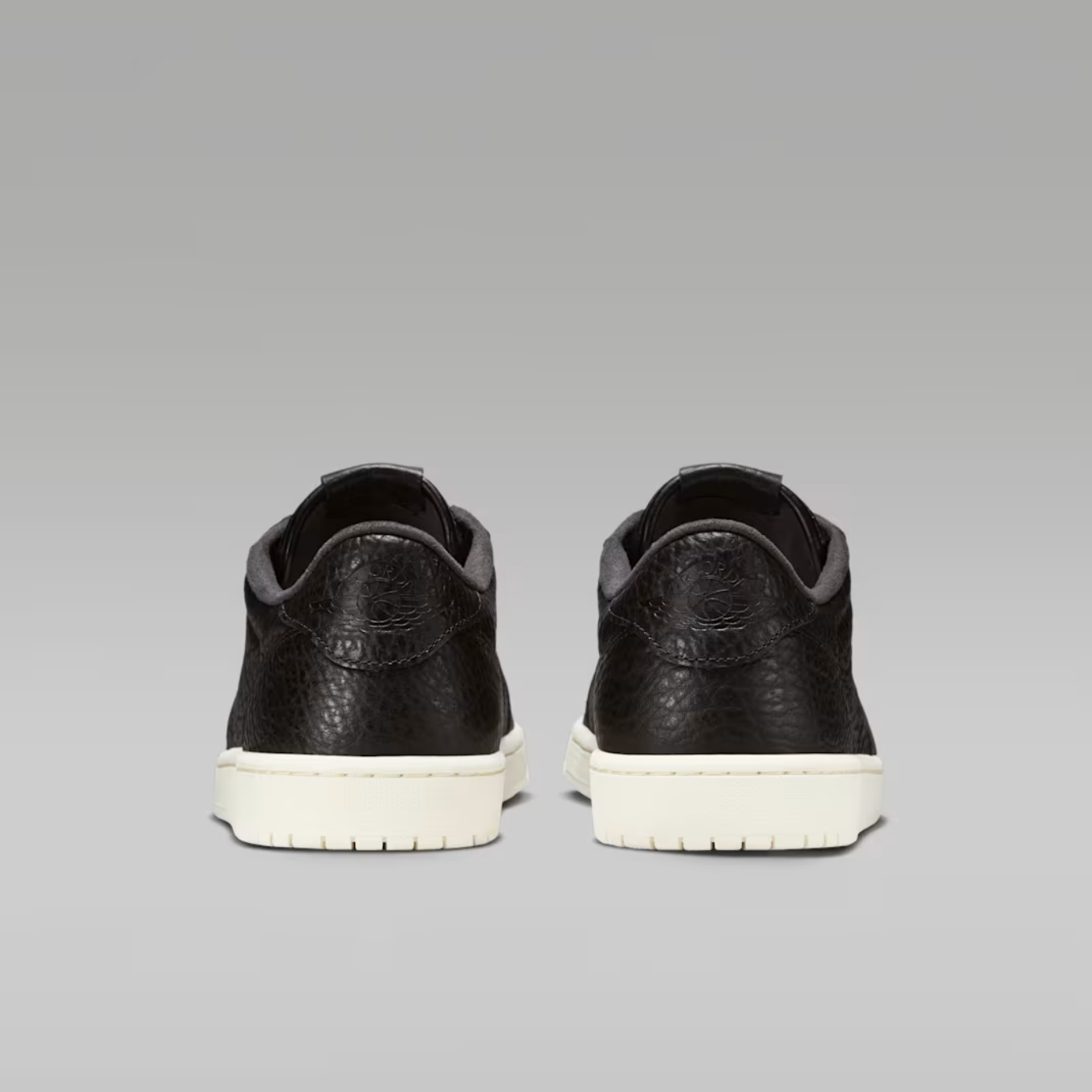 NIKE AIR JORDAN 1 RETRO LOW NS