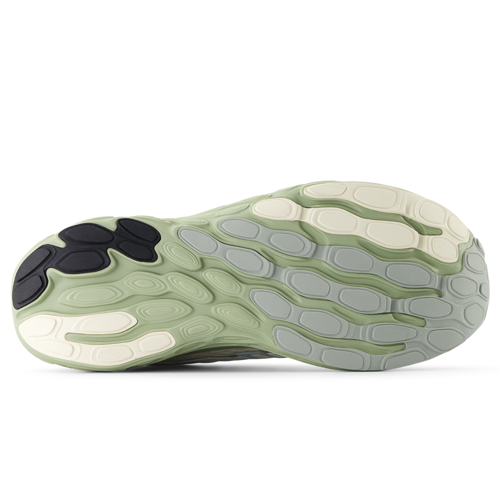 New Balance lifestyle shoes with mesh and synthetic upper and Fresh Foam X midsole for lightweight cushioning and all-day urban comfort.