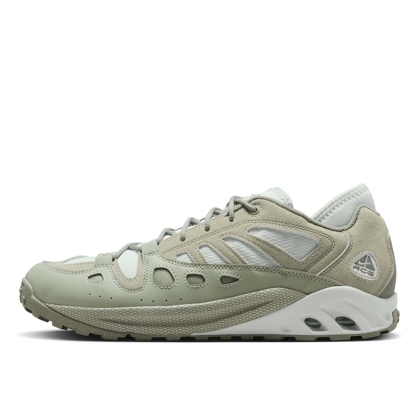 NIKE ACG AIR EXPLORAID