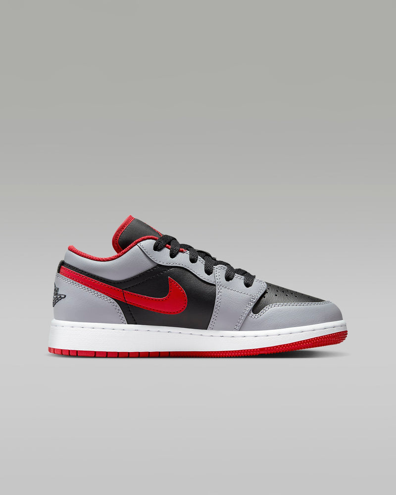 Air Jordan 1 sneakers showcasing a classic design with premium materials, emphasizing style and comfort for all-day wear.