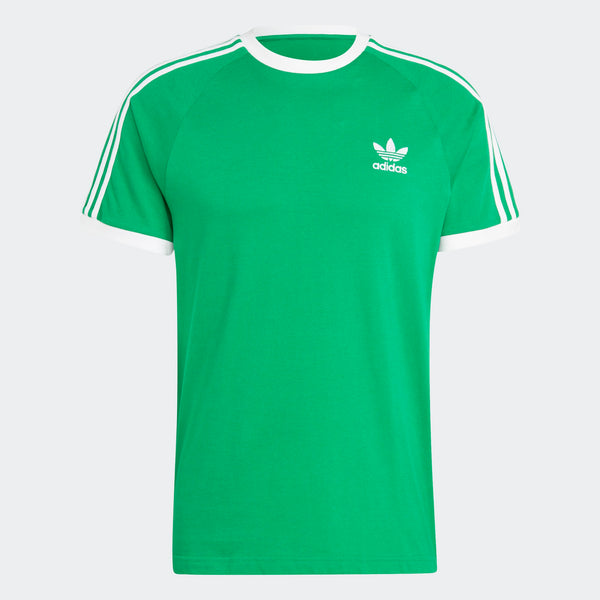 Adidas classic t-shirt with a slim fit and contrast hem, made from ultra-soft cotton, showcasing a refined vintage style.


