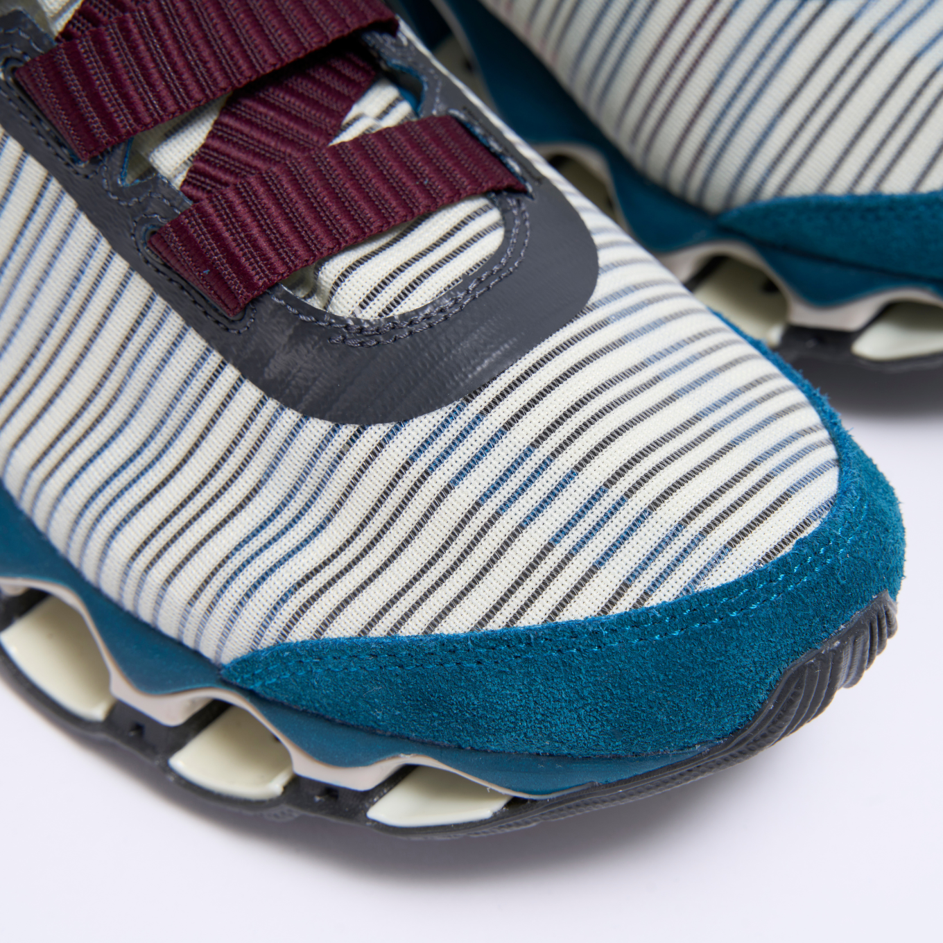 MIZUNO WAVE PROPHECY STRAP 2