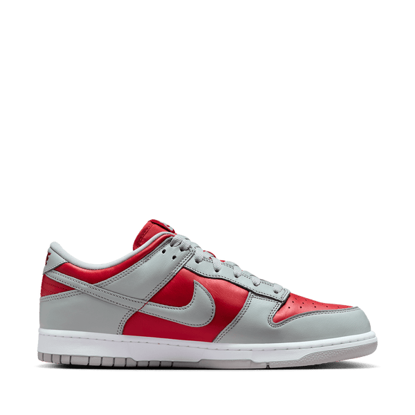 The Dunk Low, a timeless icon introduced over three decades ago on university basketball courts, has permeated popular culture, from skateboarding to modern art. 