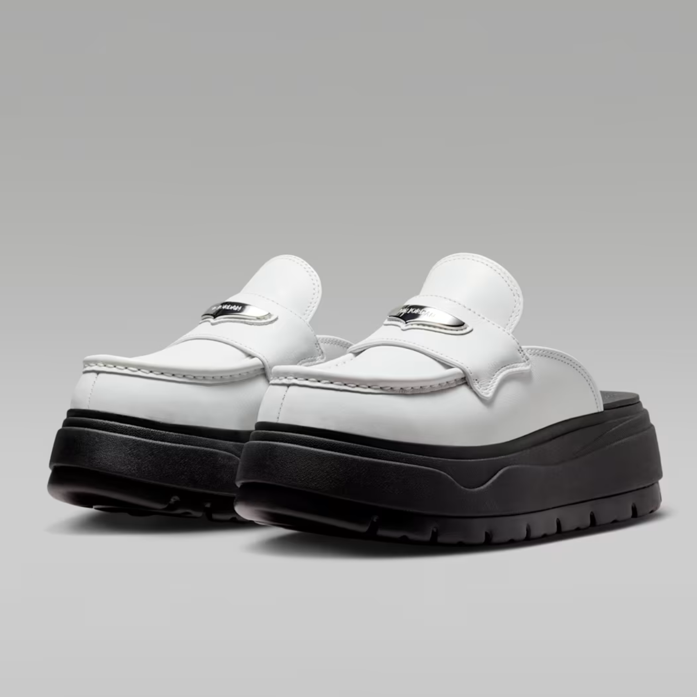 NIKE WMNS AIR JORDAN MULE