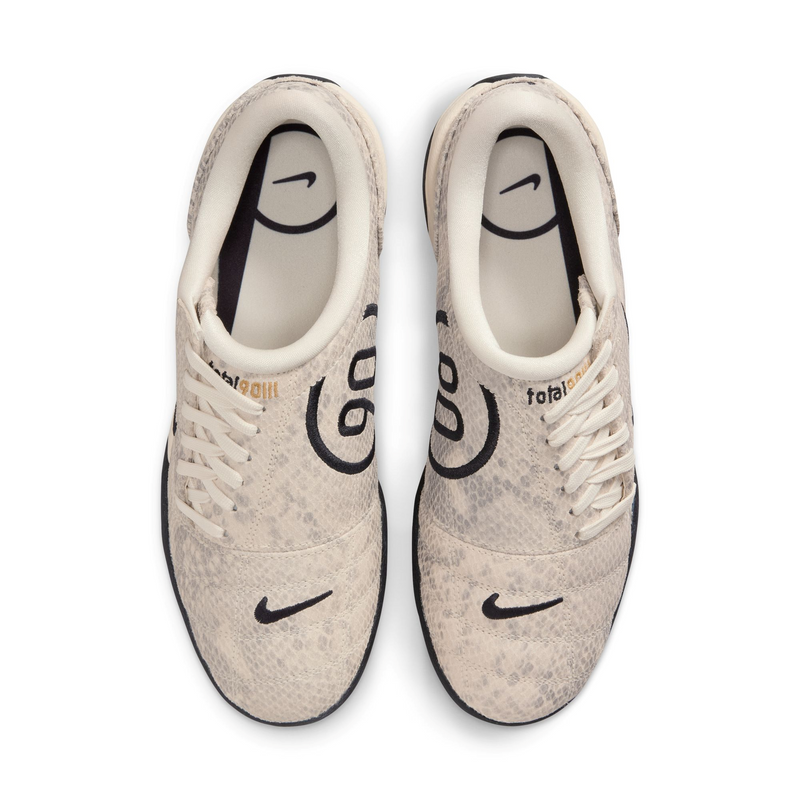 NIKE WMNS T90 SE