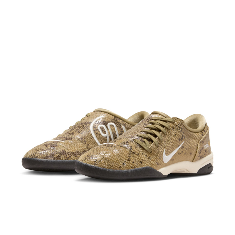NIKE WMNS T90 SE