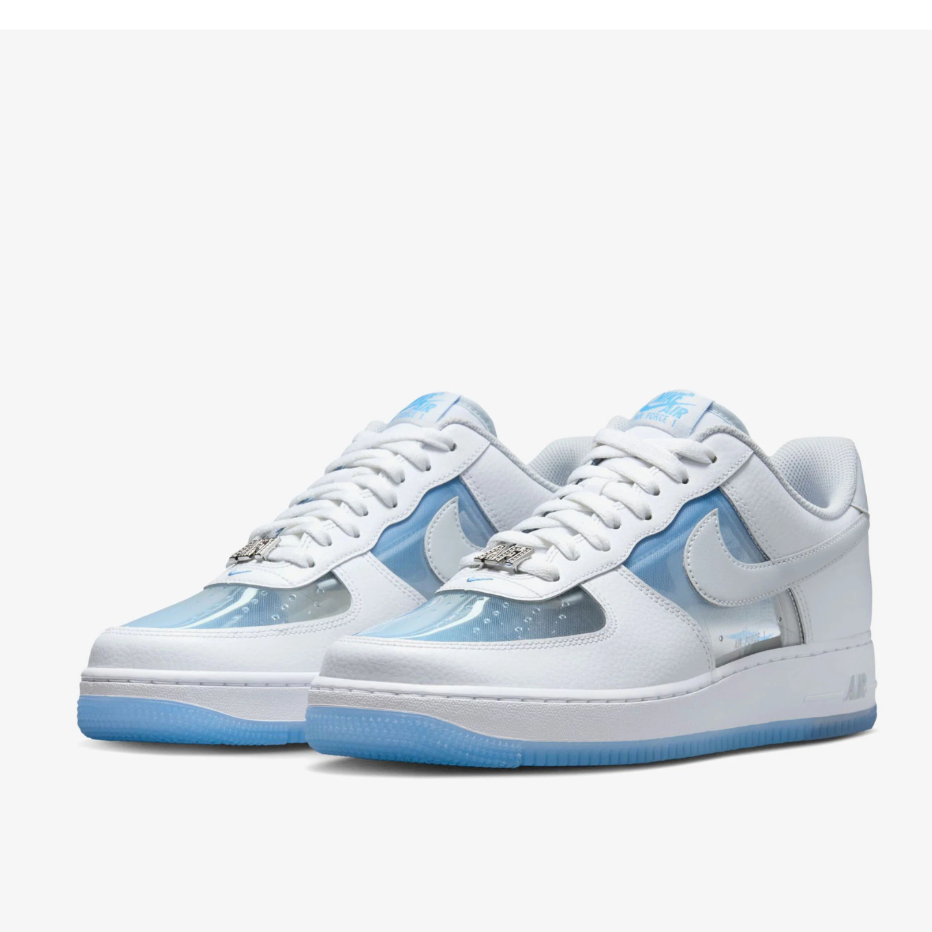 NIKE AIR FORCE 1 RETRO QS