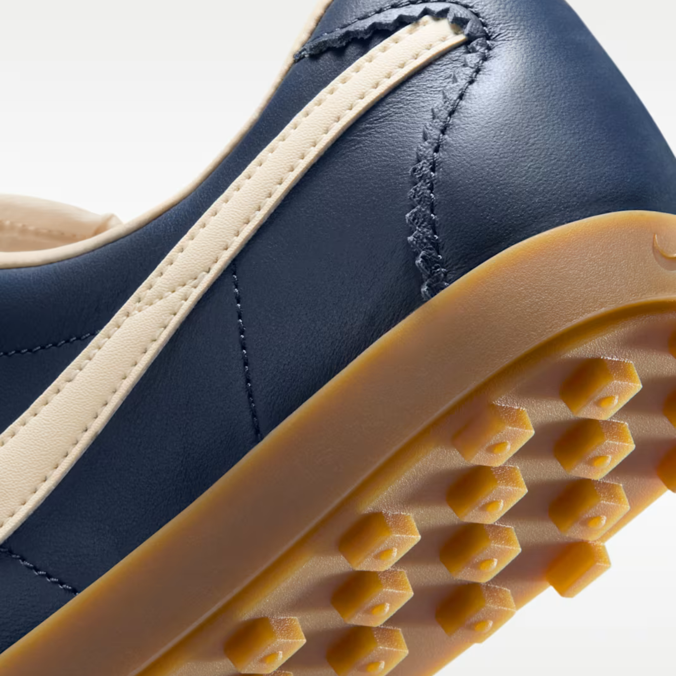 NIKE ASTROGRABBER LTHR WMNS