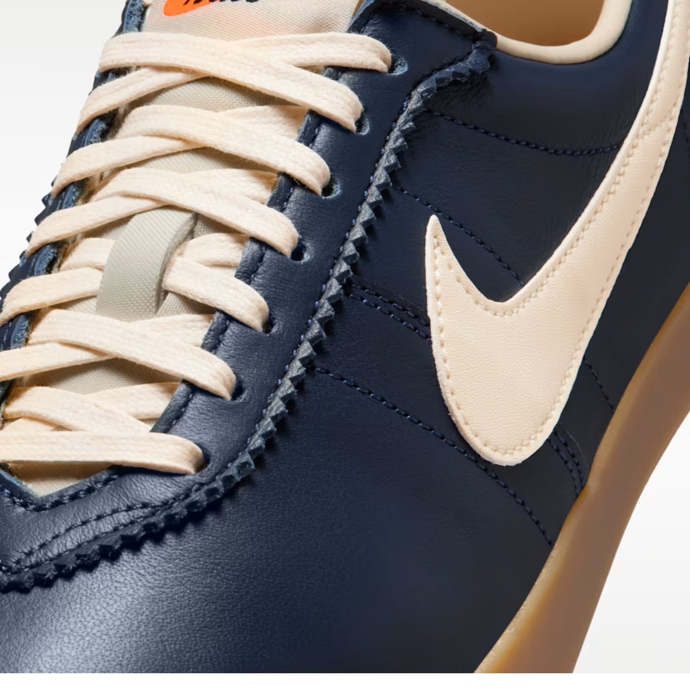 NIKE ASTROGRABBER LTHR WMNS