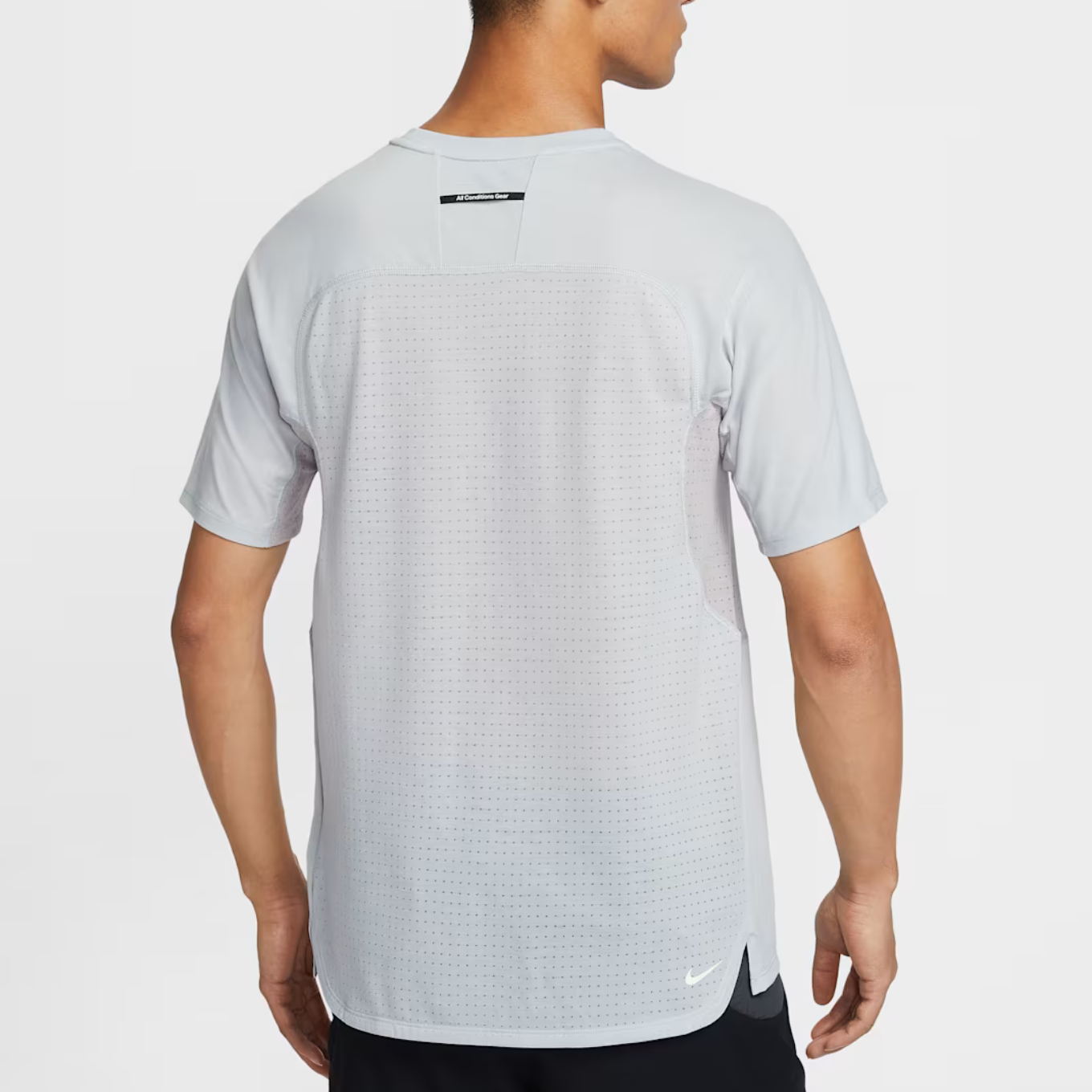 NIKE AS M ACG DFADV SOLAR CHASE SS