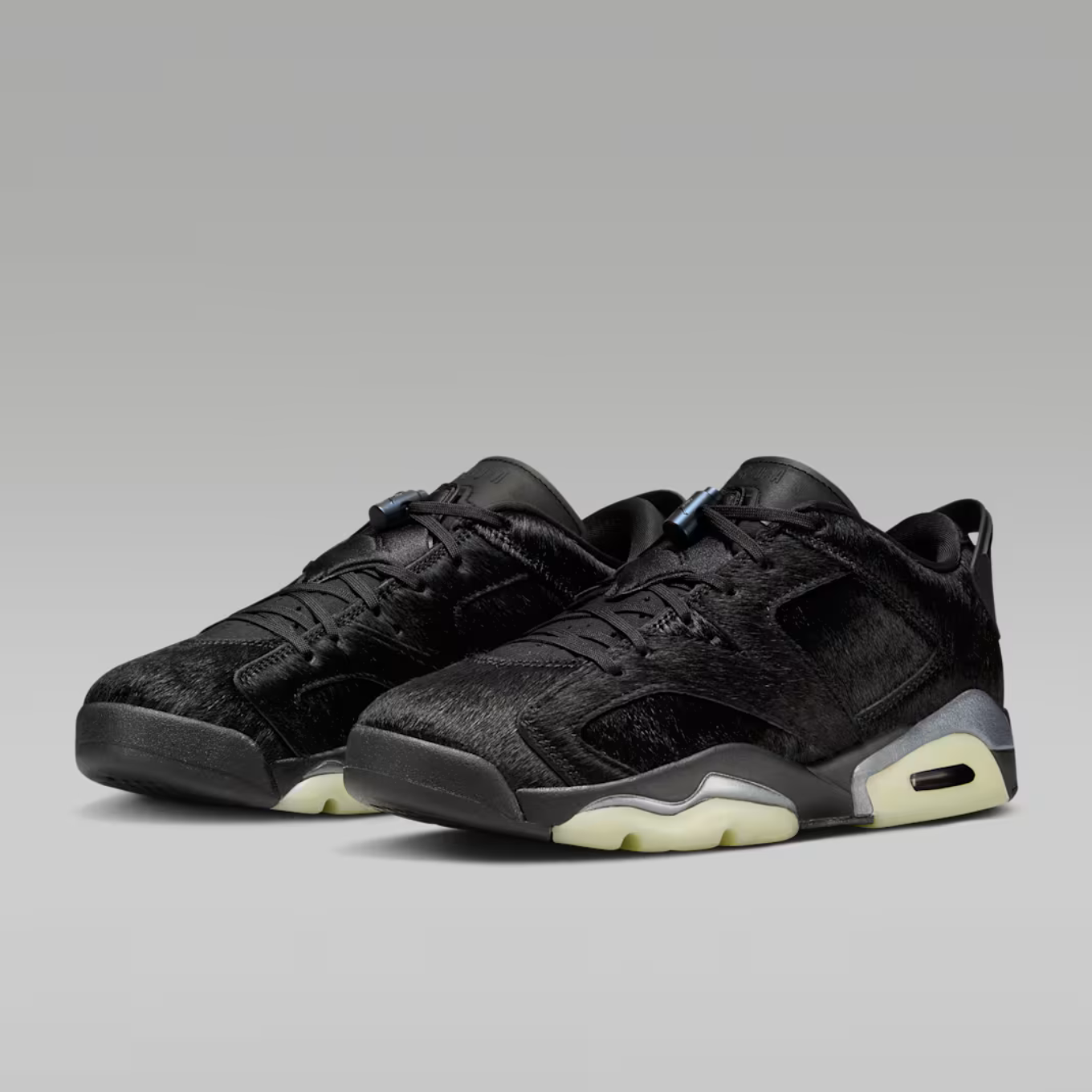 NIKE WMNS AIR JORDAN 6 RETRO LOW