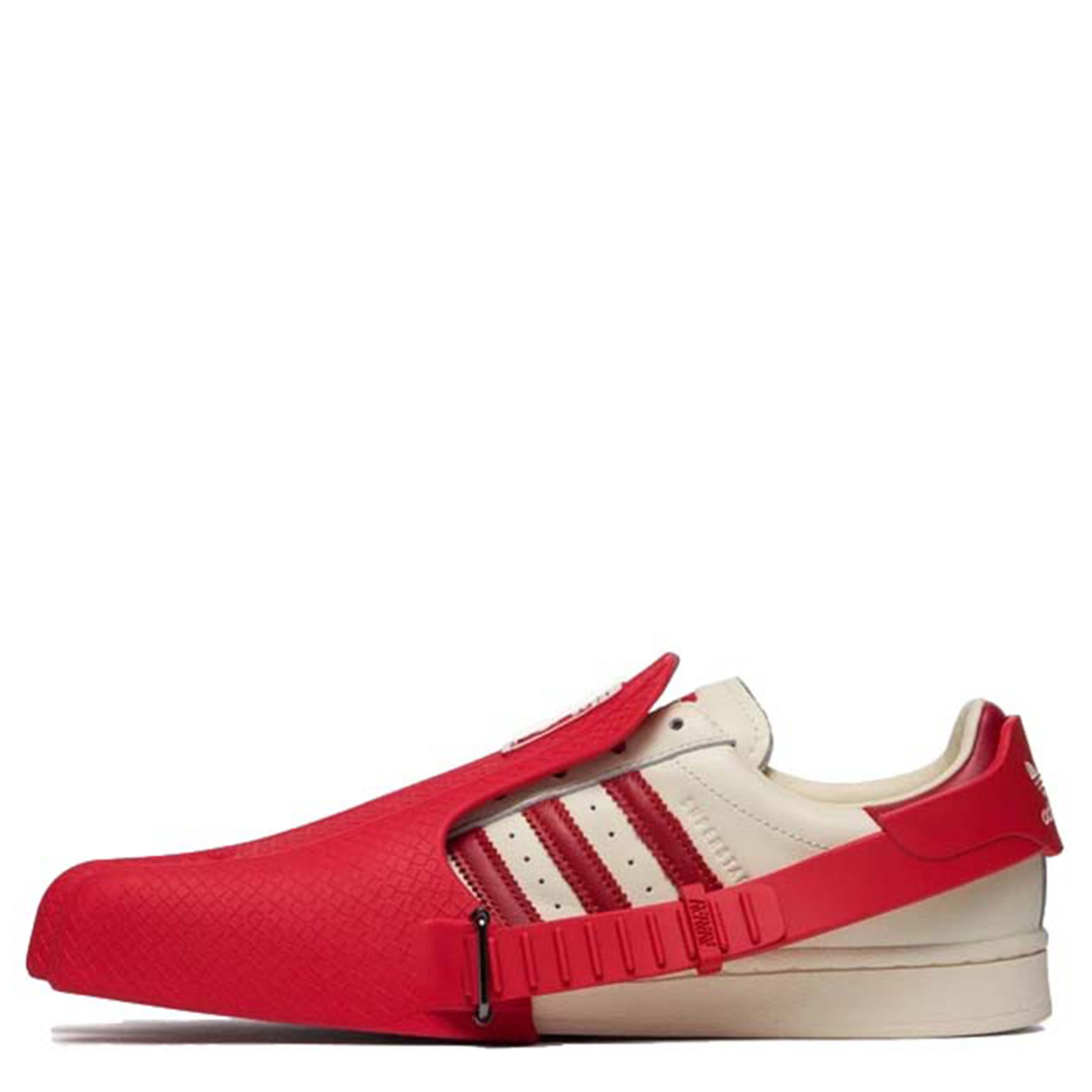 ADIDAS X AVAVAV SUPERFINGER SUPERSTAR