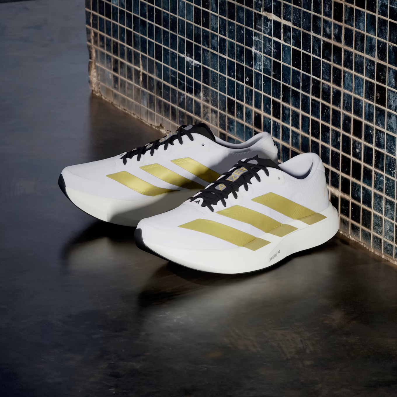 ADIDAS ADIZERO EVO SL WOVEN