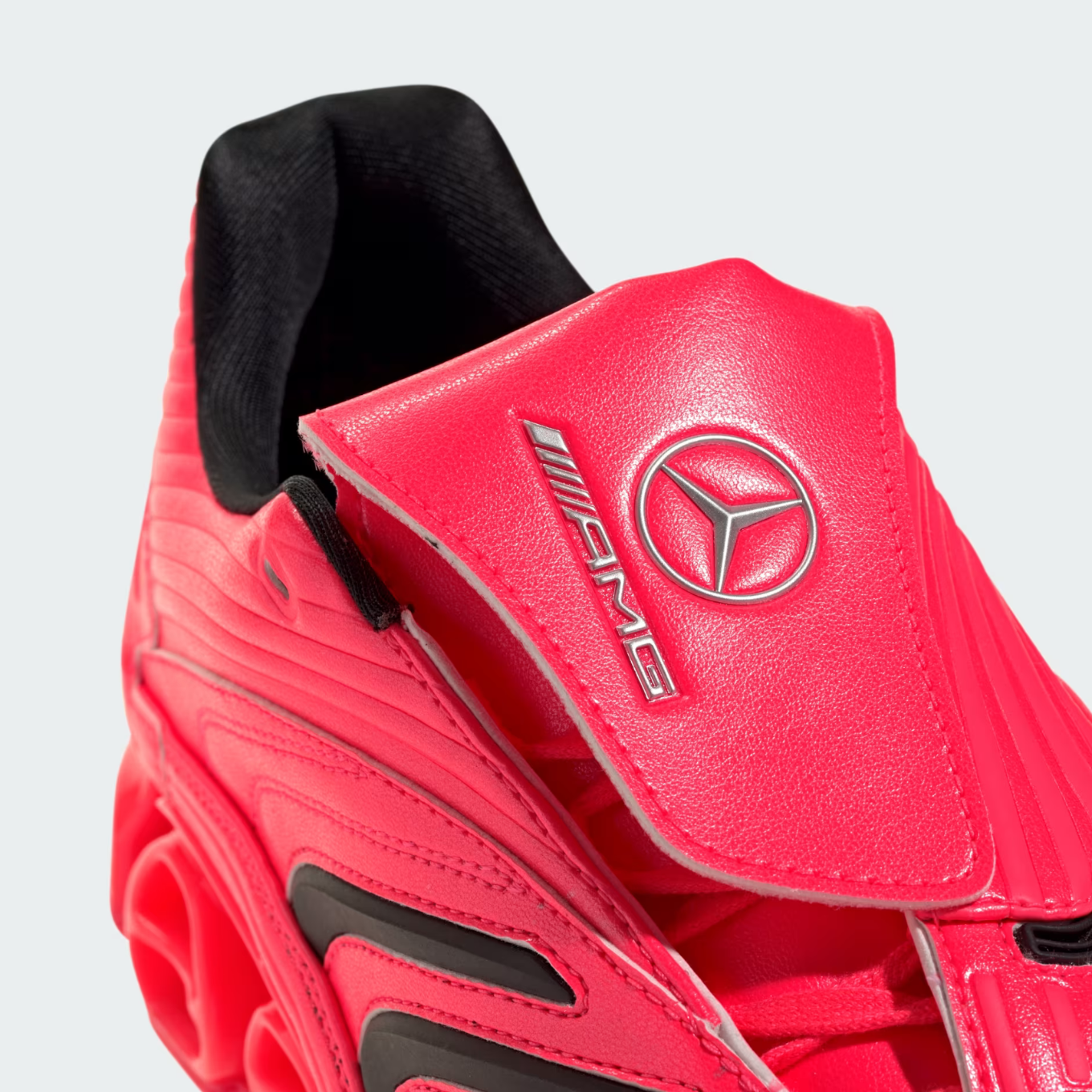 ADIDAS PREDATOR MEGARIDE