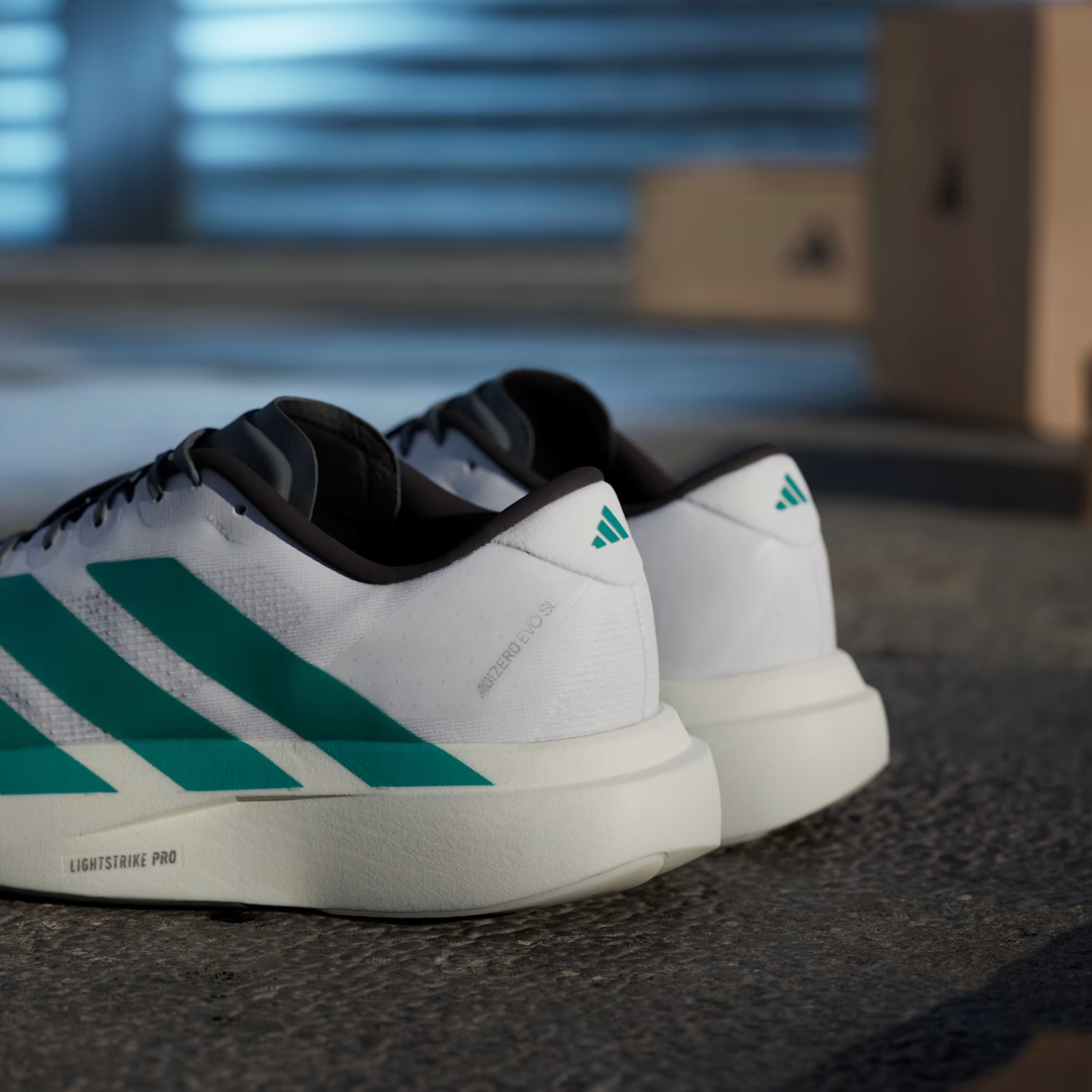 ADIDAS ADIZERO EVO SL