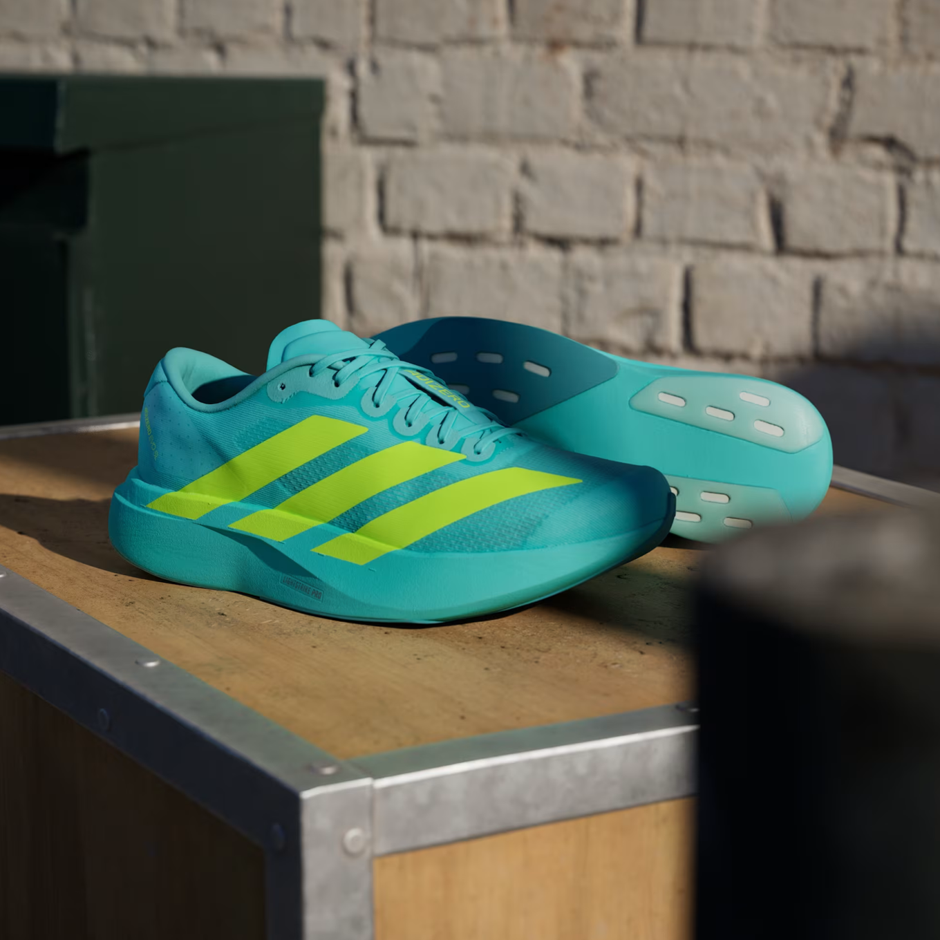 ADIDAS ADIZERO EVO SL