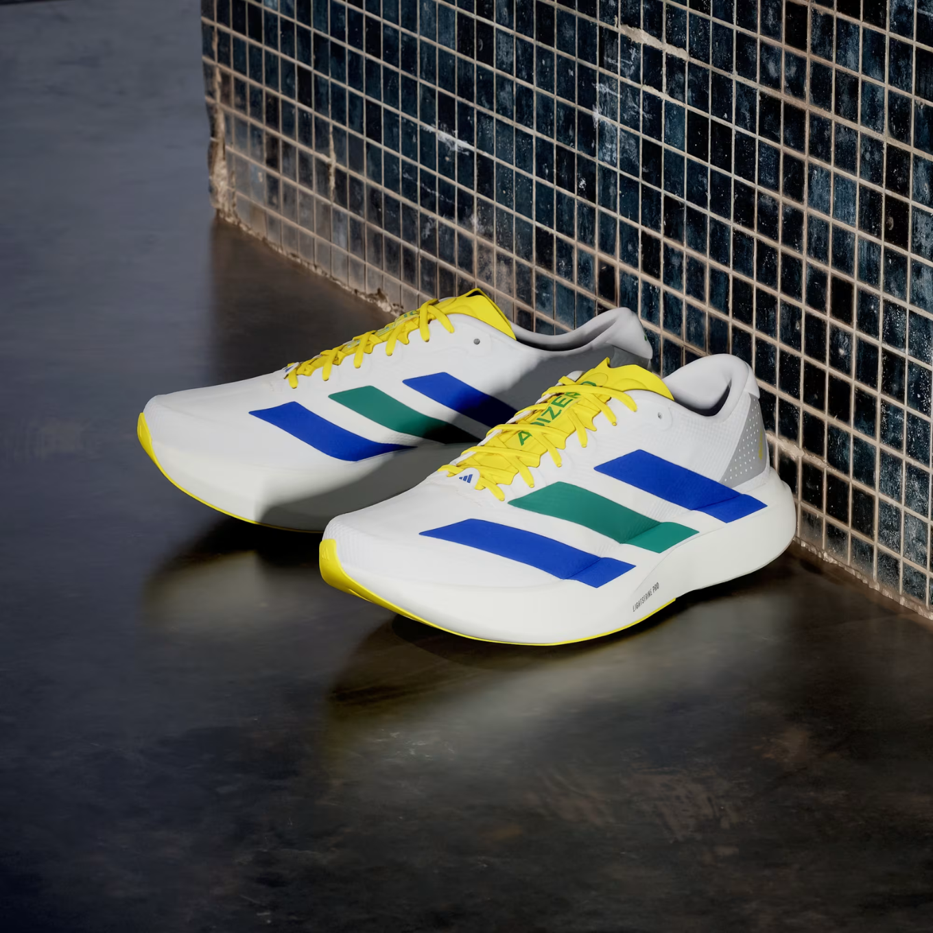 ADIDAS ADIZERO EVO SL WOVEN