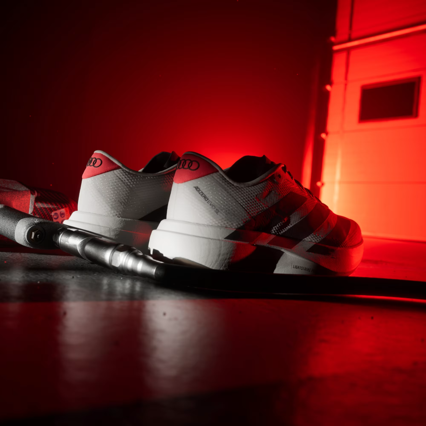 ADIDAS ADIZERO EVO SL WOVEN