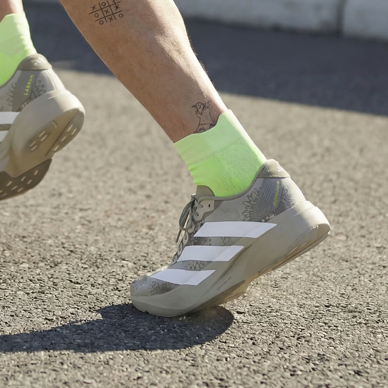 ADIDAS ADIZERO EVO SL WOVEN