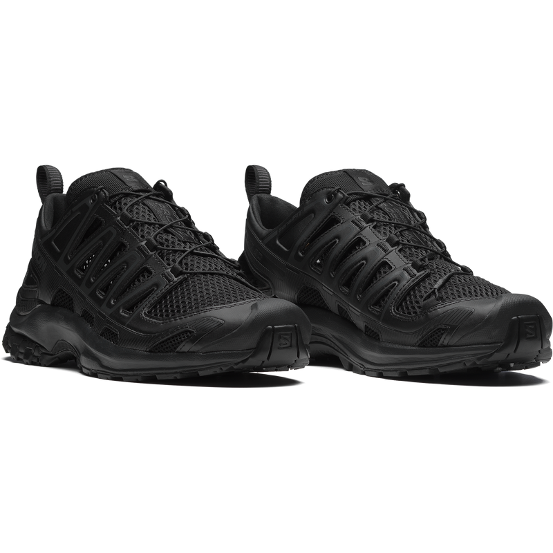 Salomon XA Pro 3D trail shoe with stable chassis, Quicklace™ system, and grippy Contagrip® outsole for rugged terrain.