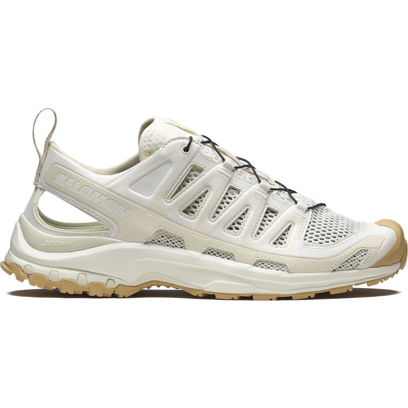Salomon XA Pro 3D trail running shoe with a breathable mesh upper, synthetic overlays, and a rugged Contagrip® outsole for enhanced traction on uneven surfaces.
