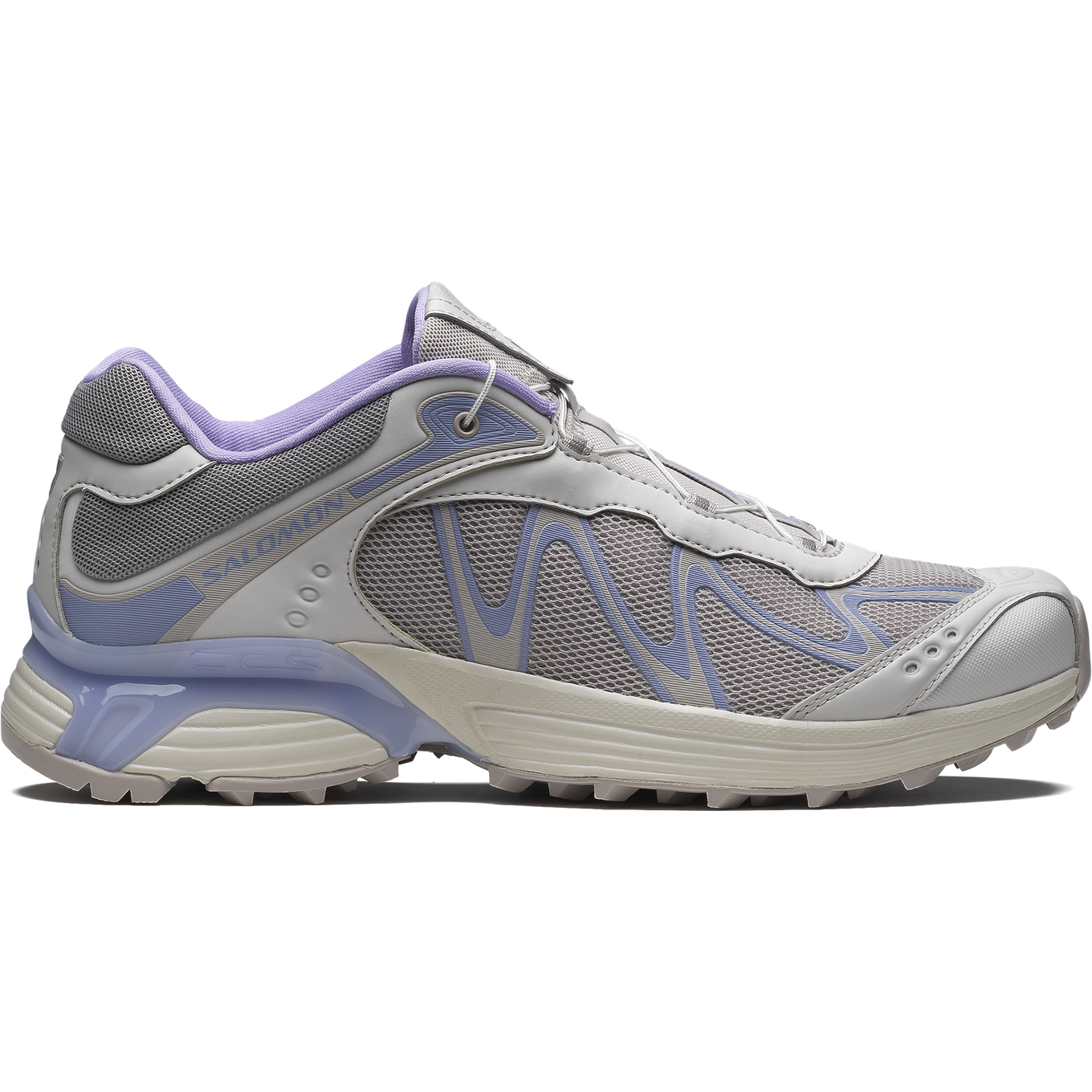 Salomon XT-WHISPER with bold XT design, textured details, wavy Sensifit™, and Quicklace for a secure, stylish fit.