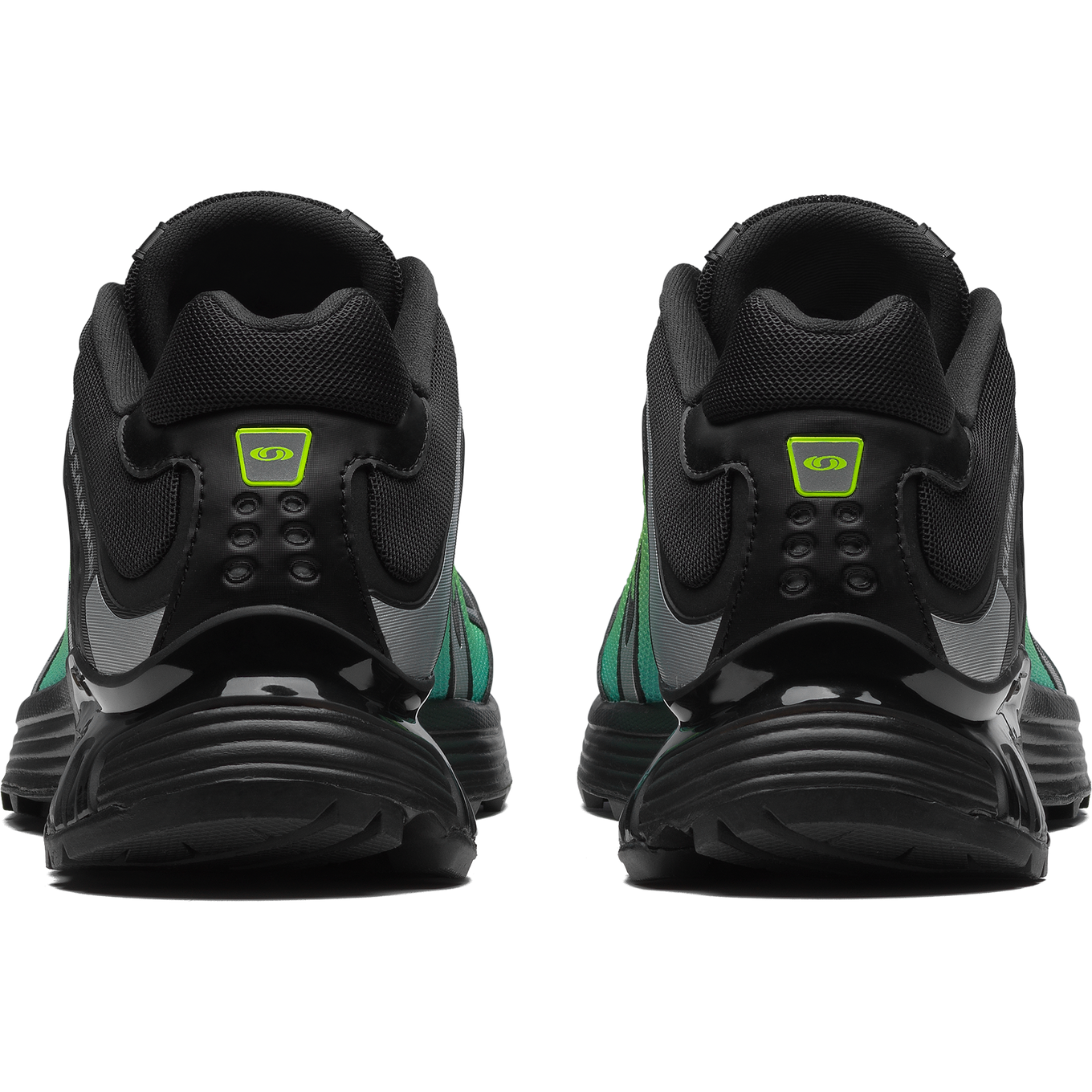 Salomon XT-Whisper sneaker with a textured, layered design, wavy Sensifit™ technology, Quicklace system, and a premium material upper for enhanced fit and style.