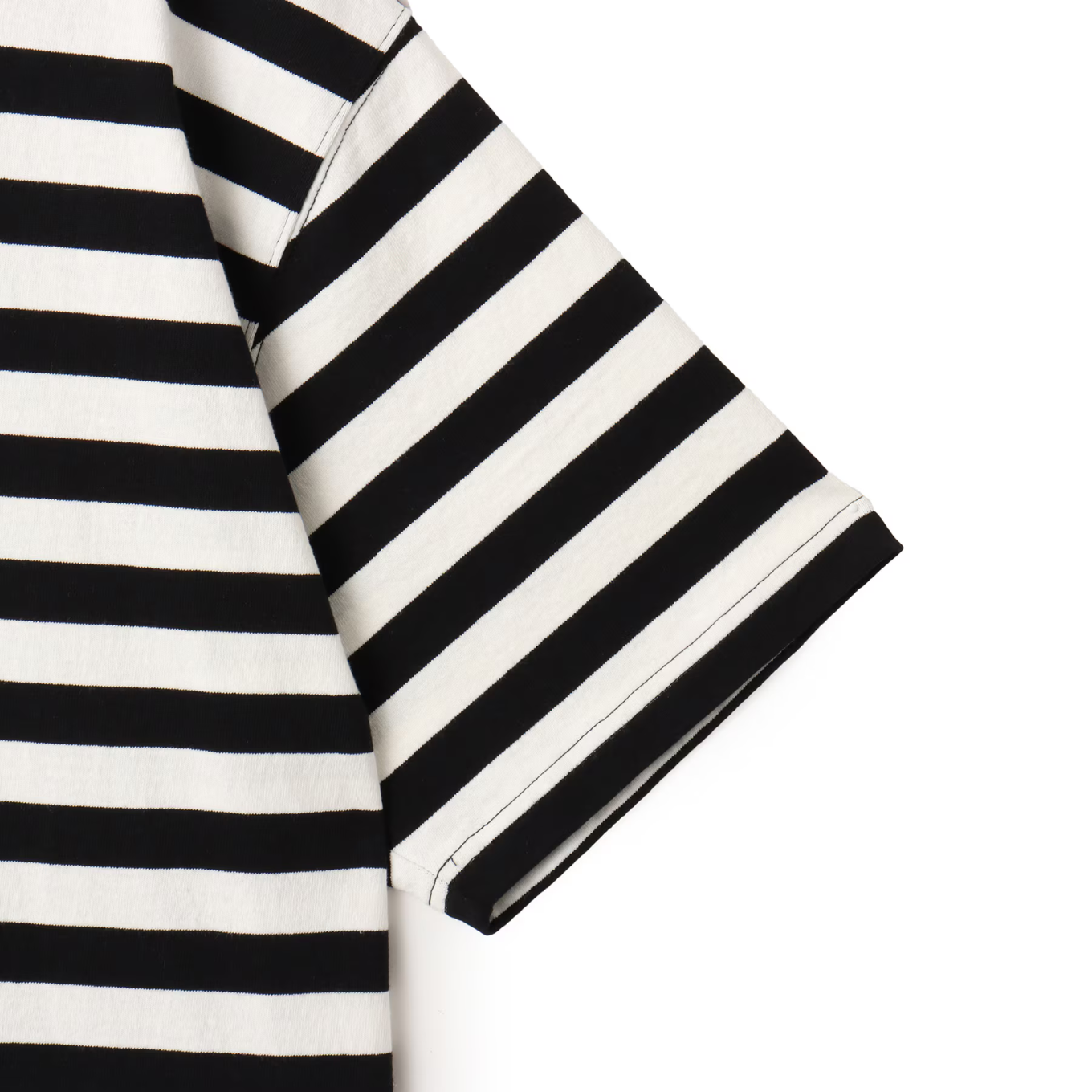 ATMOS FOAM LOGO BOARDER T-SHIRT