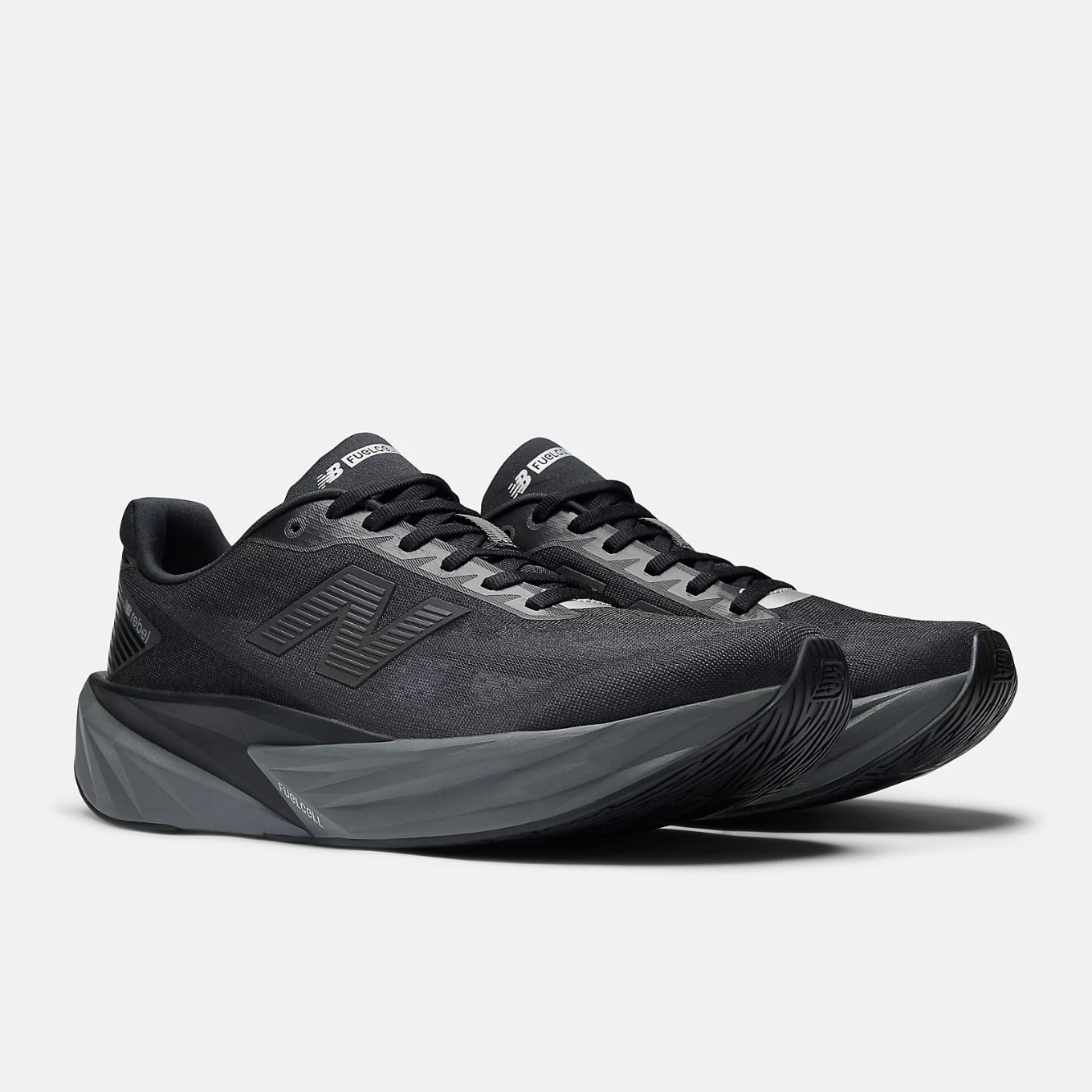 NEW BALANCE FUELCELL REBEL V5