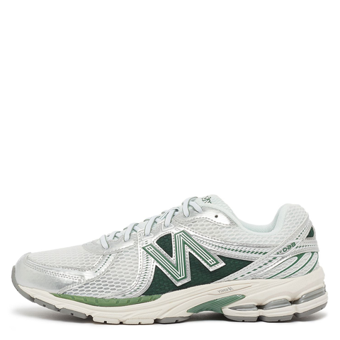 NEW BALANCE 860V2