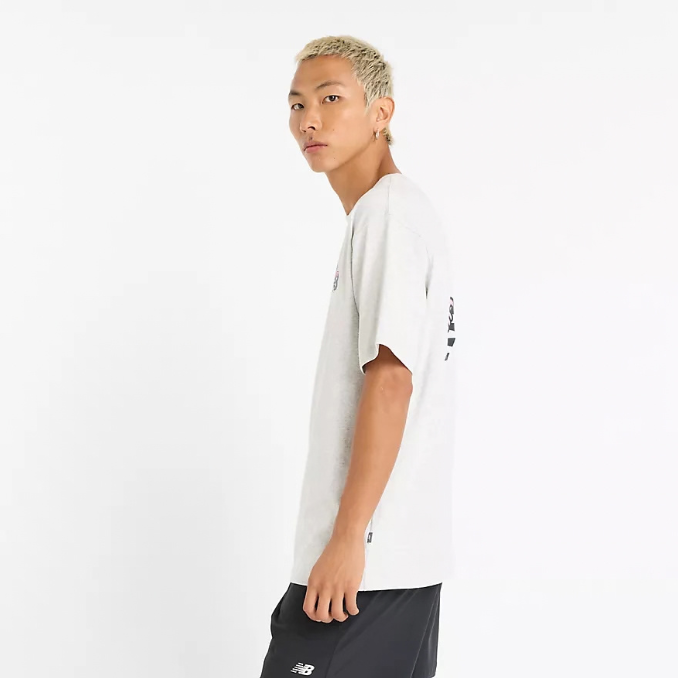 NEW BALANCE X FACE OKA CHARACTER T-SHIRT