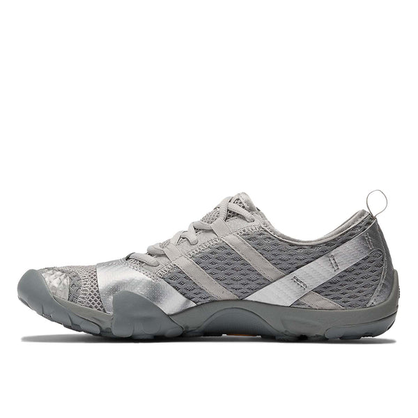 New Balance MT10 trail running shoe with lightweight build and rugged outsole for outdoor performance