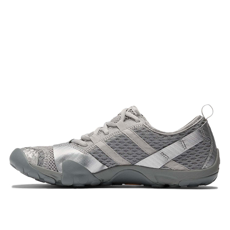 New Balance MT10 trail running shoe with lightweight build and rugged outsole for outdoor performance