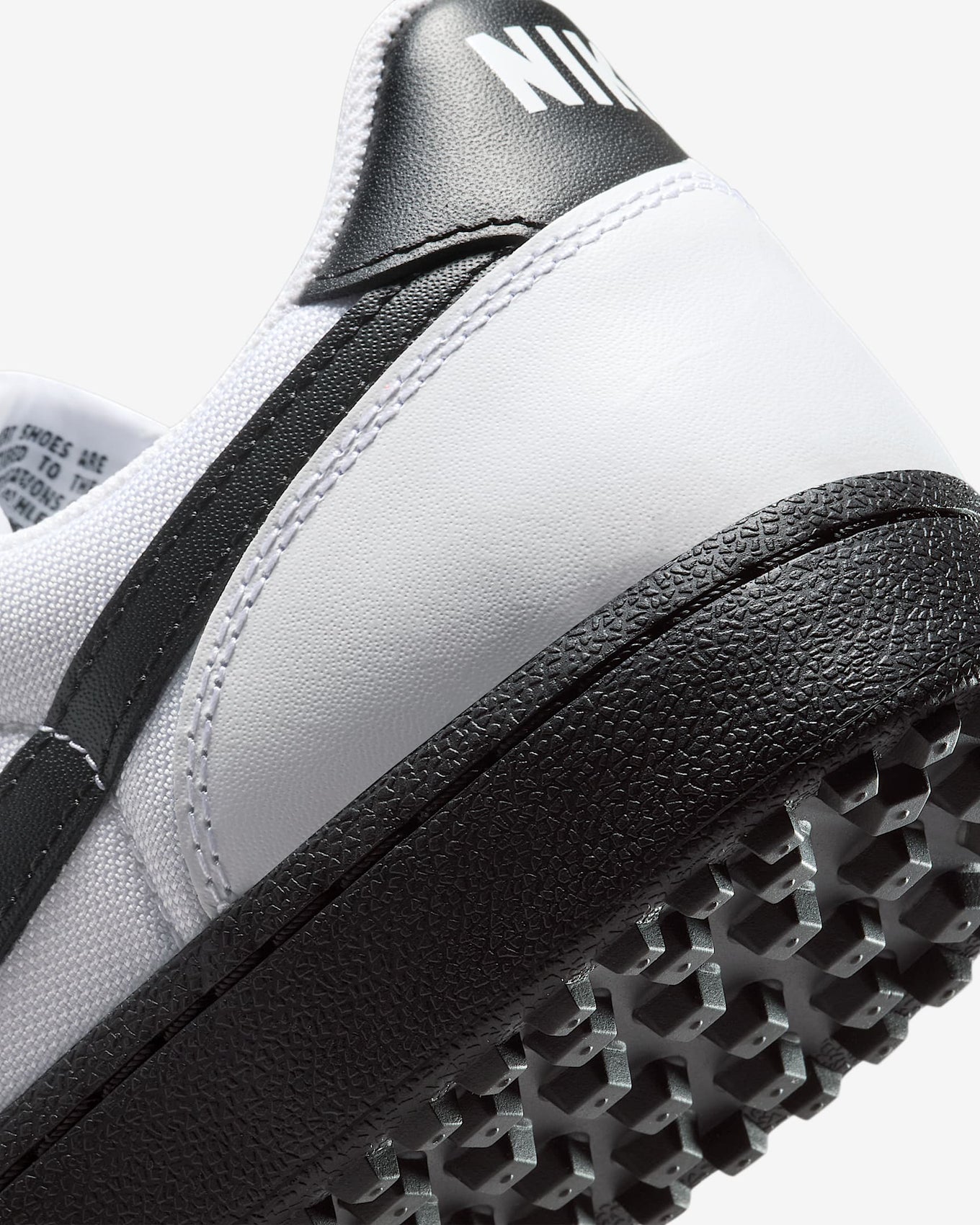 Nike Field General sneaker featuring premium materials and Waffle sole, inspired by vintage American football design