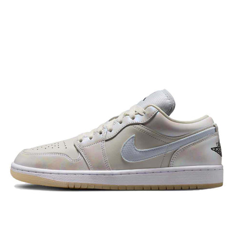 NIKE WMNS AIR JORDAN 1 LOW SE CNY
