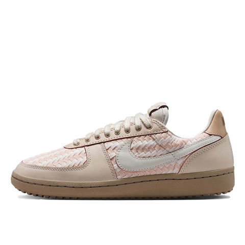 NIKE WMNS FIELD GENERAL