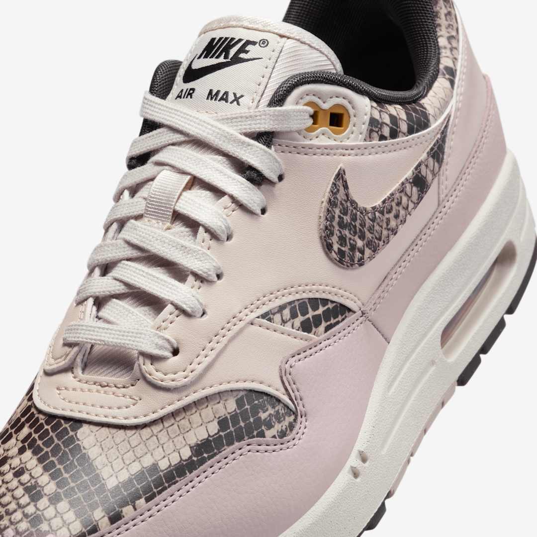 Nike W Air Max 1 '87  with mesh and suede upper and visible Air unit
