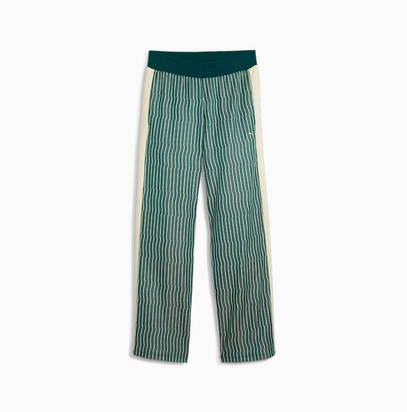 The Players’ Lane T7 pants with signature leg panels, featuring a graphic jacquard knit, combining classic vintage style and modern design elements. 